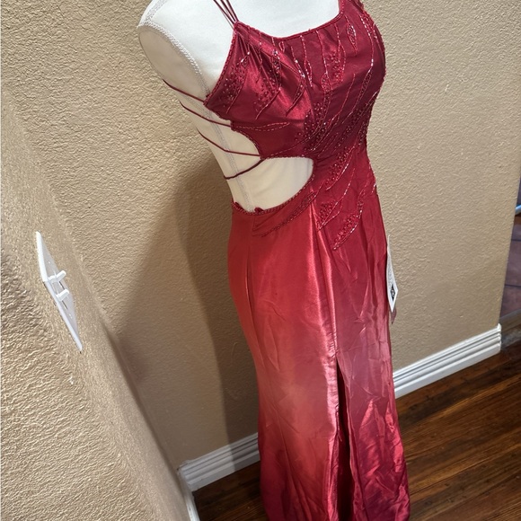 Showtime Collection Backless Red Dress - Picture 3 of 7